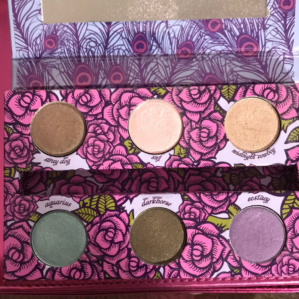 Urban Decay Feminine Palette